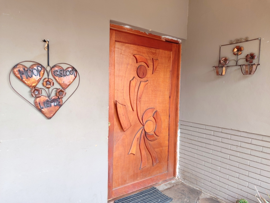 3 Bedroom Property for Sale in Meiringspark North West